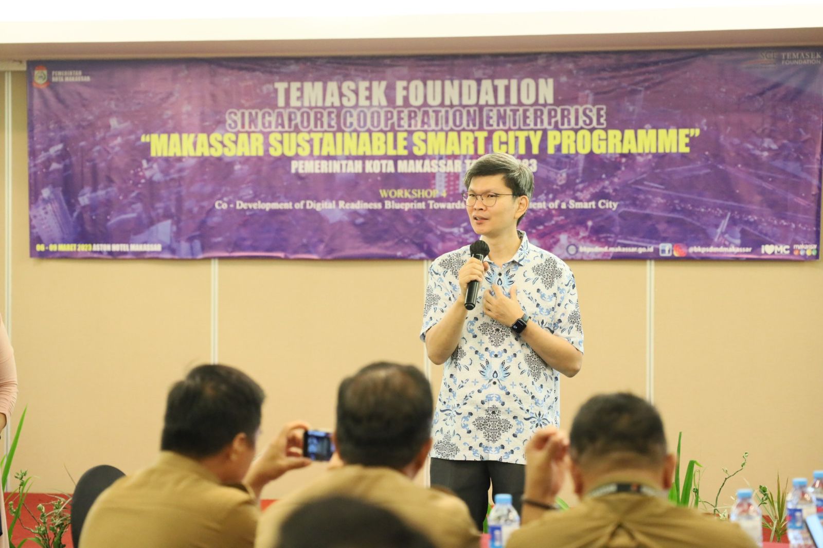 Program Capacity Building Temasek Foundation Singapore Cooperation Enterprise (SCE) yang diikuti ASN Pemkot Makassar ini berlangsung di Hotel Aston, 6-10 Maret 2023. Lewat ini diharapkan bisa wujudkan program Makassar Smart City.