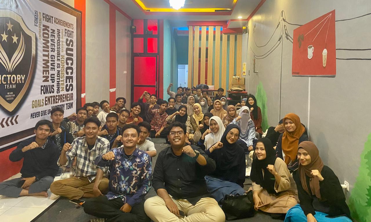 Pimpinan Daerah (PD) Ikatan Pelajar Muhammadiyah (IPM) Kota Makassar menggelar dialog pelajar dengan tema “Refleksi Pelajar pada Khittah Perjuangan Muhammadiyah menuju Pemilu 2024” dilaksanakan di Lampu Merah Cafe, Jalan Talasalapang, Makassar, Rabu (4/10/2023).