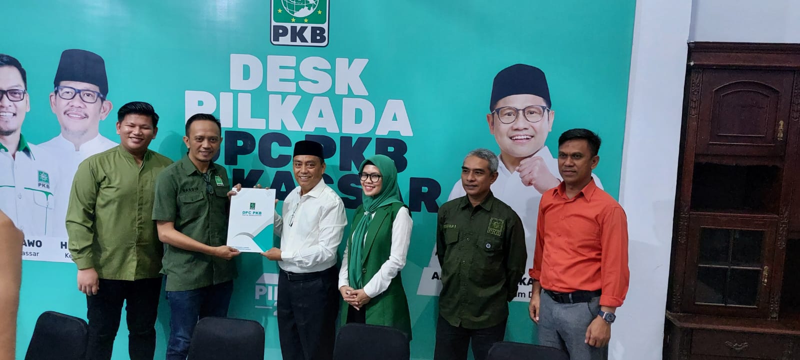 Desk Pilkada Dewan Pengurus Cabang (DPC) Partai Kebangkitan Bangsa (PKB) Kota Makassar kembali menerima bakal calon wali kota Makassar untuk mengambil formulir penjaringan, Jumat (3/5/2024).