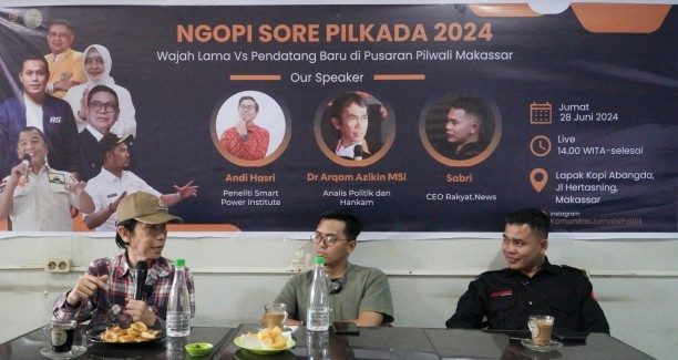 Dialog publik ngopi sore Pilkada 2024 oleh Komunitas Jurnalistik Politik digelar di Lapak Kopi Abangda, Jalan Hertasning Makassar, Jumat (28/6/2024) kemarin.