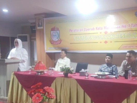 Anggota DPRD Kota Makassar, Abdul Wahab Tahir menggelar Sosialisasi Penyebarluasan Peraturan Daerah (Perda) Nomor 1 Tahun 2019 tentang Penyelenggaraan Pendidikan, di Hotel Lynt, Jalan Letjend Hertasning, Minggu (23/6/2024).