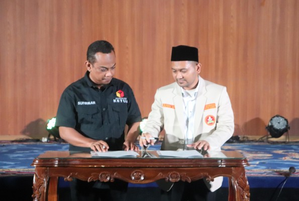 Badan Pengawas Pemilu (Bawaslu) Maros dan Pemuda Muhammadiyah Maros resmi menjalin kerjasama dalam bidang pengawasan partisipatif terkait peran pemuda dalam pengawasan pemilihan.