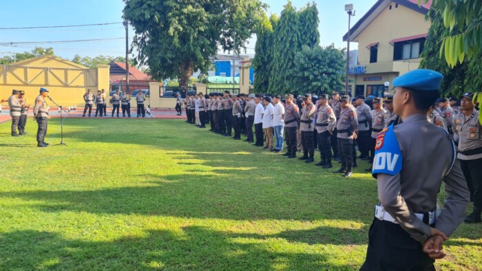 Sebanyak 105 personel Polres Maros diturunkan dalam pengamanan Debat Publik Pasangan Calon (Paslon) pada Pemilihan Kepala Daerah (Pilkada) Kabupaten Maros.