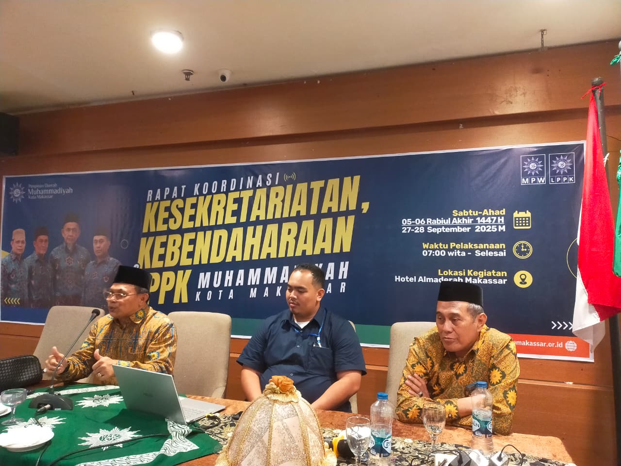 Wakil Ketua PD Muhammadiyah Makassar Gazali Abd. Rahman pada kegiatan koordinasi kesekretariatan di Hotel Almaderaa Makassar, Minggu (28/9/2025).
