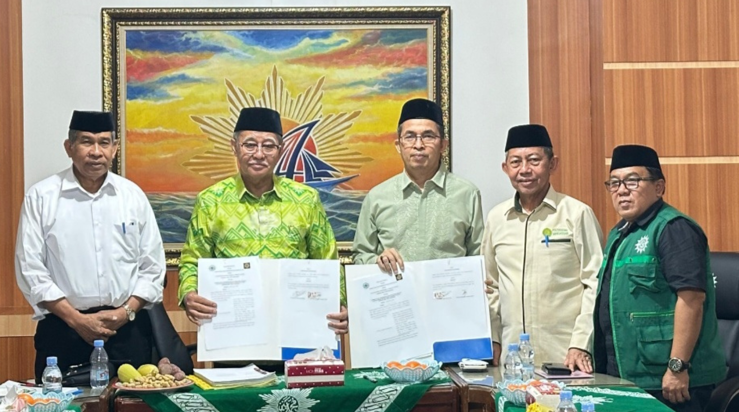 Penandatanganan Memorandum of Understanding (MoU) berlangsung di Gedung Pusat Dakwah Muhammadiyah Wilayah (Pusdamwil) Jalan Perintis Kemerdekaan, Rabu (24/9/2025).