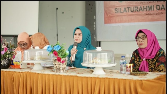 kegiatan silaturahmi dan arisan rutin di Balai Ainun, Kamis (3/7/2025).