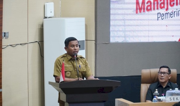 Walikota Parepare pada penyelenggaraan kegiatan Pembinaan Sistem Pengendalian Intern Pemerintah (SPIP) yang digelar oleh Inspektorat Daerah pada Selasa, 8 Juli 2025, di Ruang Pola Kantor Wali Kota Parepare.