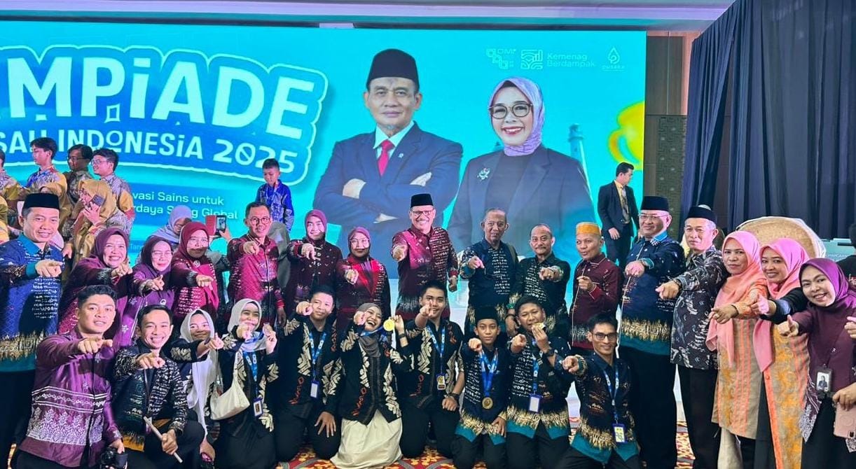 Ajang Olimpiade Madrasah Indonesia (OMI) Tingkat Nasional 2025 yang berlangsung di Tangerang Banten resmi ditutup.