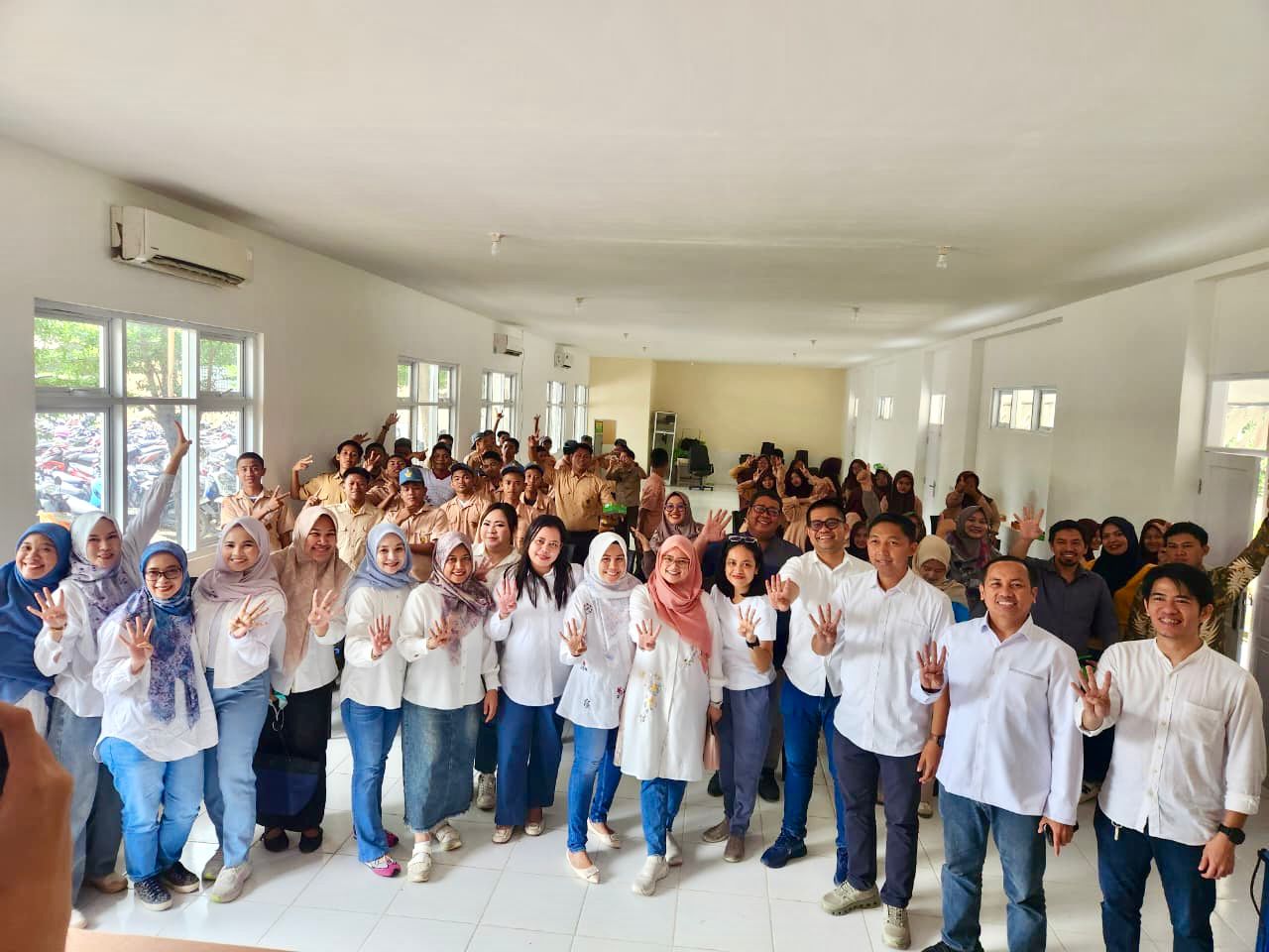 Kegiatan bakti sosial berupa penyuluhan kesehatan dengan materi utama tentang “Kenali dan Lawan Obesitas Pada Remaja” ini berlangsung di SMK Negeri 1 Makassar, Jl. A. Mangerangi Makassar, Jumat (23/1/2026).