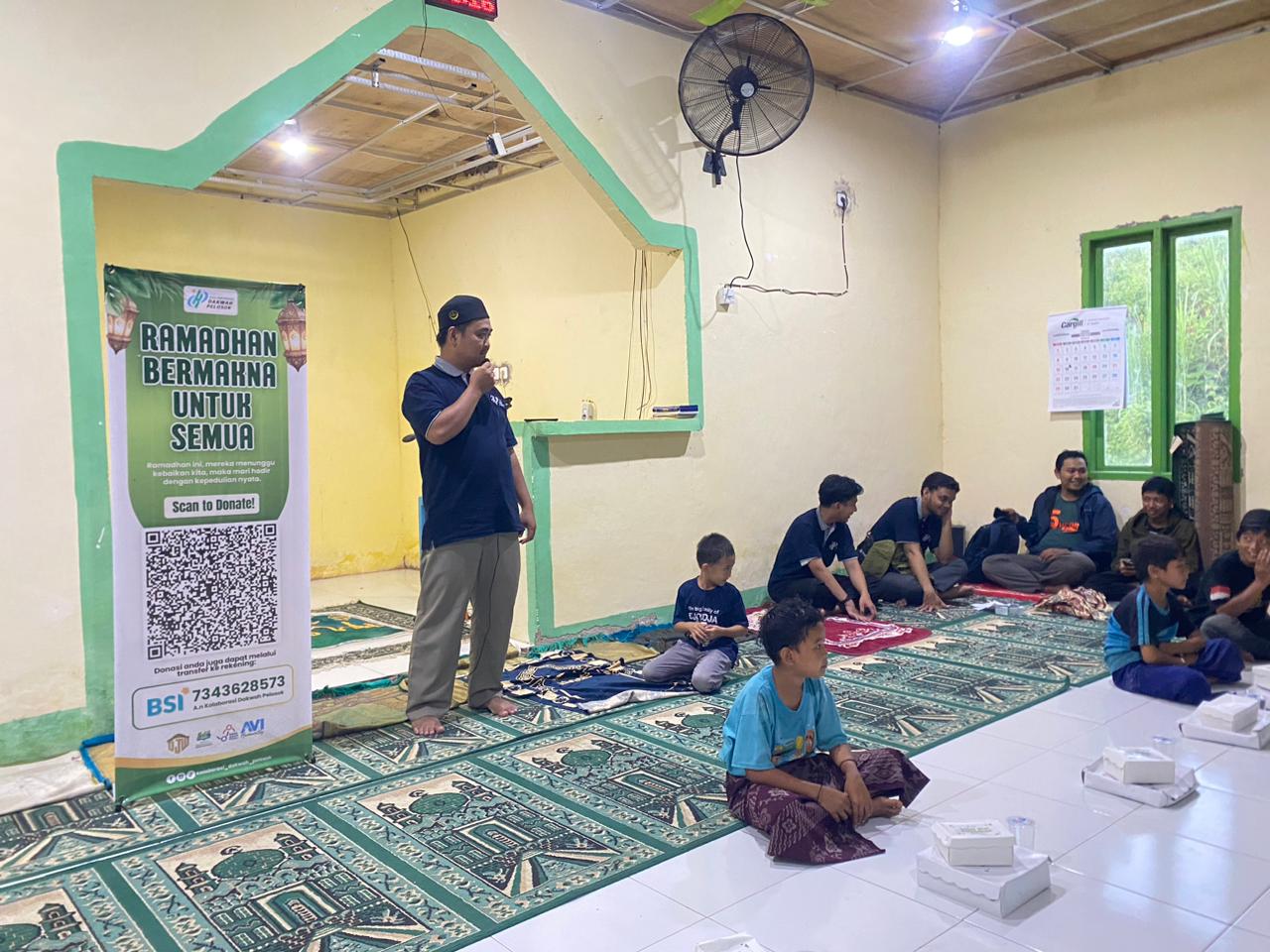 Kolaborasi Dakwah Pelosok (KDP) kembali menggelar kegiatan sosial dan dakwah bertajuk “Tebar Iftar di Pelosok” untuk masyarakat di wilayah pedalaman.