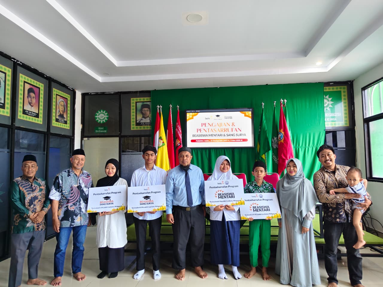 Acara ini diikuti oleh 113 penerima manfaat, terdiri dari 100 siswa-siswi penerima Beasiswa Mentari dan 13 mahasiswa penerima Beasiswa Sang Surya.