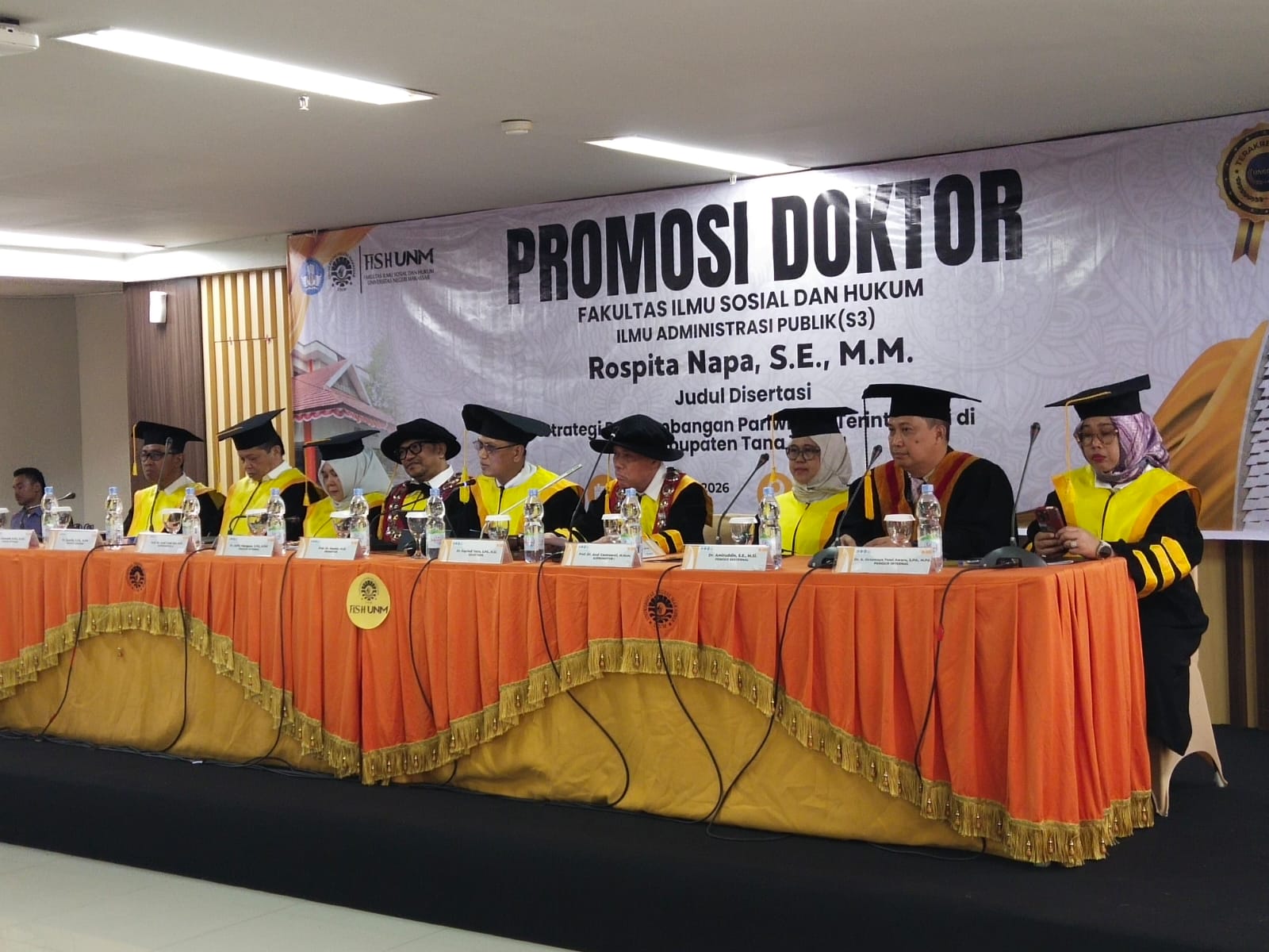 Dr. Amiruddin diundang sebagai penguji eksternal dalam sidang promosi doktor mahasiswa Rospita Napa dilaksanakan pada 25 Mei 2026 di Ballroom Pinisi Hall D Universitas Negeri Makassar.