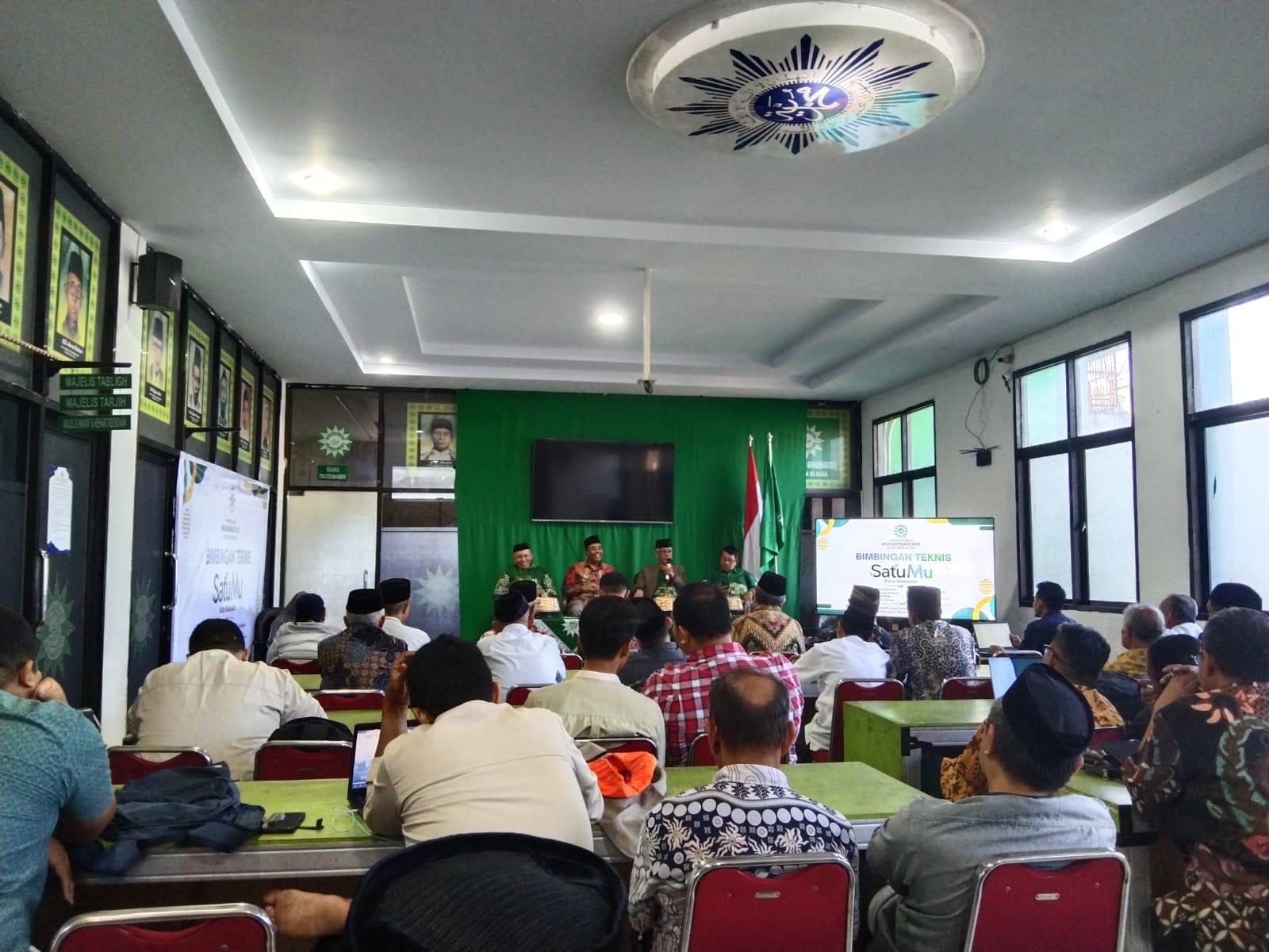 pelaksanaan Bimbingan Teknis (Bimtek) SatuMu yang digelar di Pusat Dakwah Islamiyah Muhammadiyah (PUSDIM), Jalan Gunung Lompobattang No. 201, Makassar, Ahad (28/6/2026).