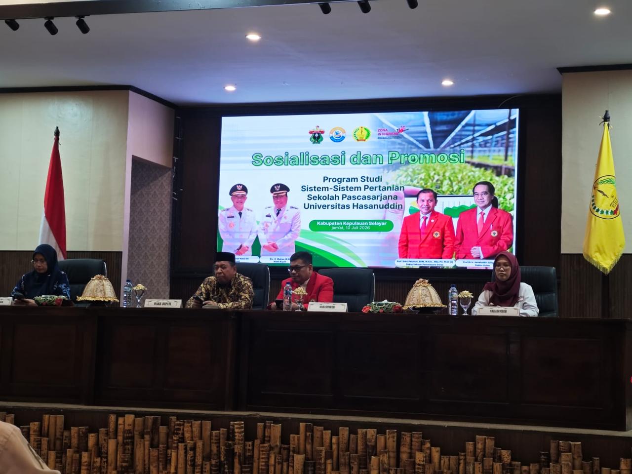 Dukungan tersebut diwujudkan melalui sosialisasi Program Studi Sistem-Sistem Pertanian yang digelar di Ruang Pola Kantor Bupati Kepulauan Selayar, Jumat (10/7/2026).
