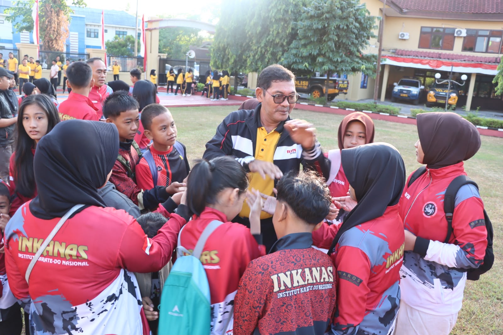 Polres Maros secara resmi melepas kontingen INKANAS Maros bertempat di Lapangan Apel Mapolres Maros, Jumat (24/7/2026).