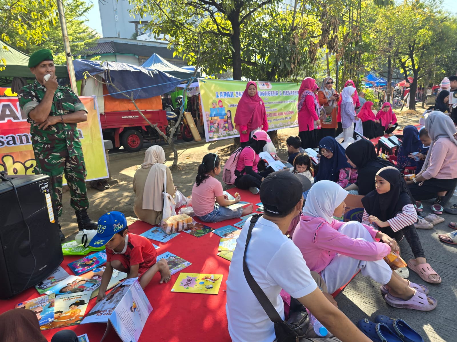 Kawasan Car Free Day (CFD) Boulevard Makassar dipenuhi keceriaan anak-anak, Minggu (26/7/2026).