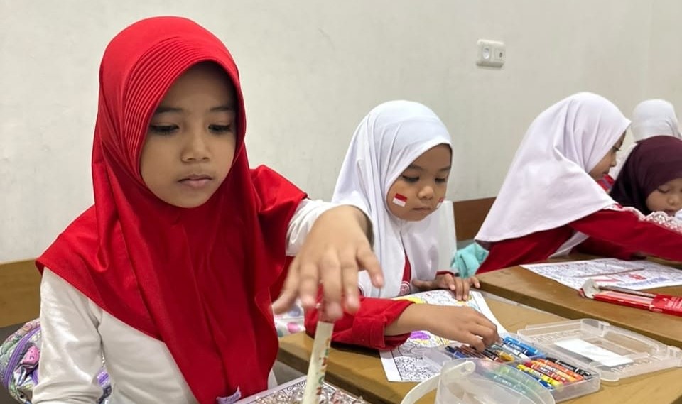 Siswa Ranu Harapan Islamic School (RHIS) Makassar mengikuti berbagai perlombaan yang digelar di halaman sekolah di Jalan Meranti, Rabu (12/8/2026).