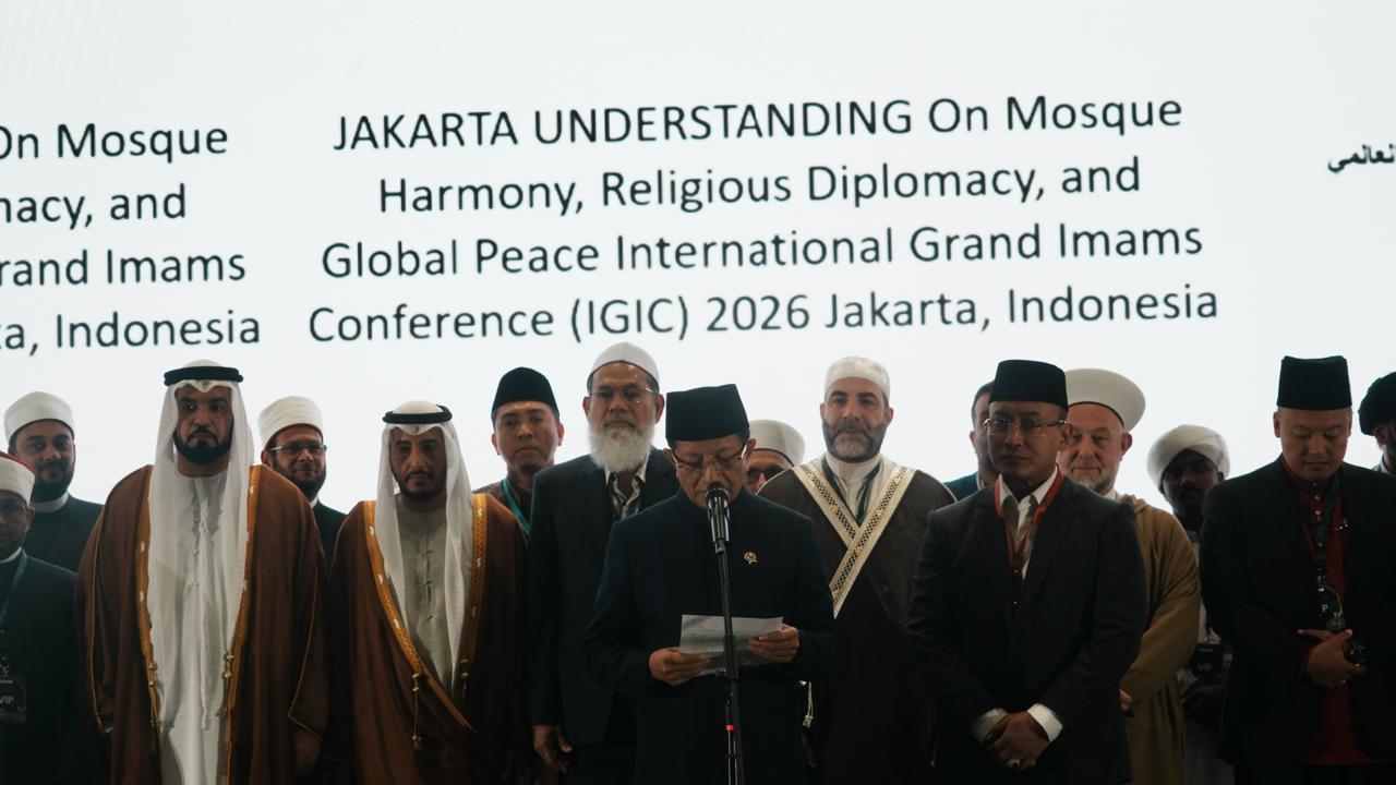 Menteri Agama yang juga Imam Besar Masjid Istiqlal Nasaruddin Umar dipercaya mengemban amanah sebagai presiden pertama.