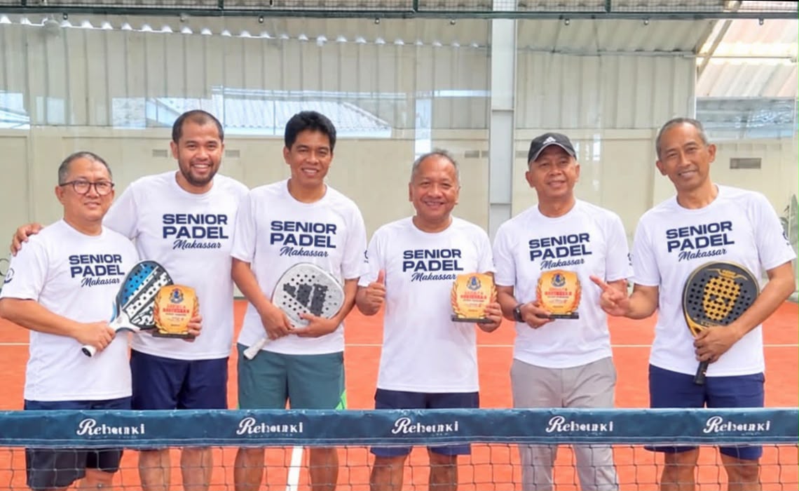 Senior Padel Makassar resmi menutup rangkaian Turnamen Padel Internal edisi kedua yang berlangsung meriah pada Sabtu–Minggu, 10–11 Oktober 2026.