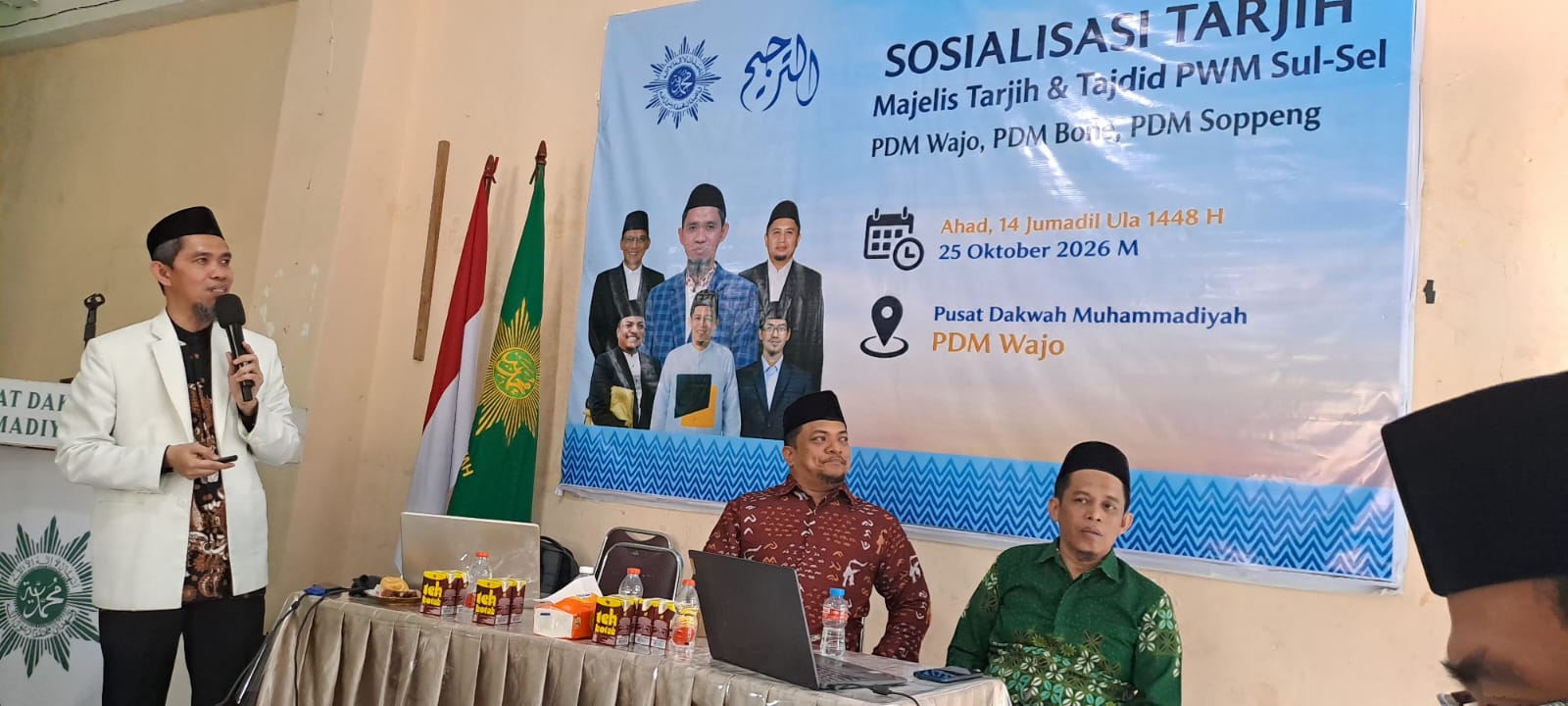 Majelis Tarjih dan Tajdid (MTT) Pimpinan Wilayah Muhammadiyah Sulawesi Selatan (PWM Sulsel) melanjutkan rangkaian Sosialisasi Tarjih di Pusat Dakwah Muhammadiyah Kabupaten Wajo, Minggu (25/10/2026).