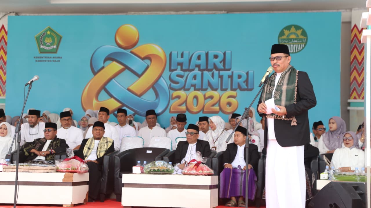 Seruan Kepala Kantor Wilayah Kementerian Agama Provinsi Sulawesi Selatan, H. Ali Yafid, langsung disambut kompak oleh para peserta.